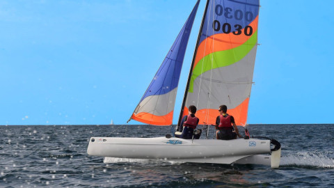 Location Catamaran Adulte (16 pieds)